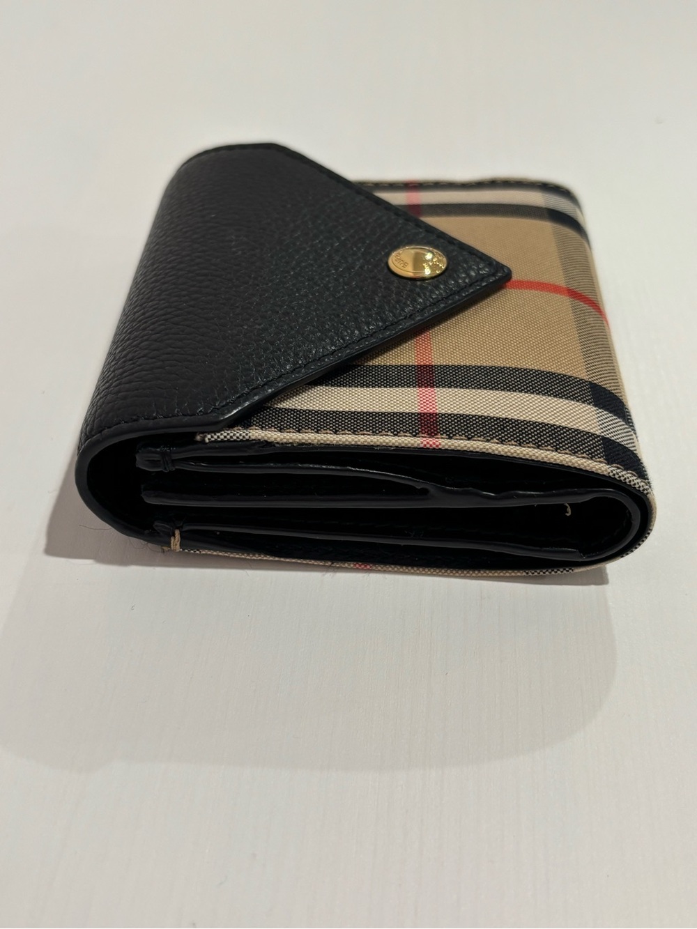 Burberry Compact Wallet Trifold Wallet Women Accessory Original Collection 🖤EUC - Picture 7 of 15